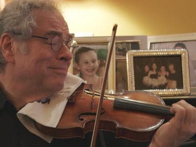 Itzhak Perlman at home - courtesy of Greenwich Entertainment
